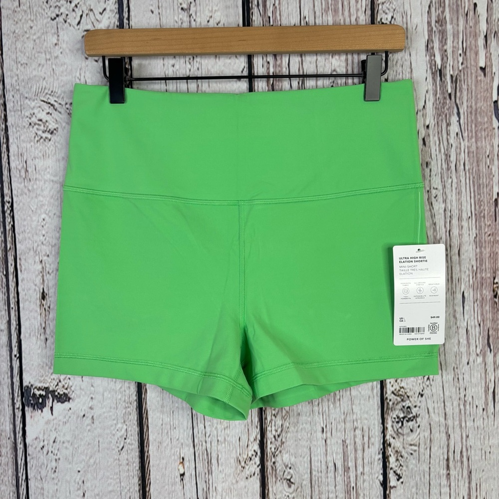 Athleta NWT Elation Ultra High Rise Shortie Valley Green Large 3” Yoga New $49‎